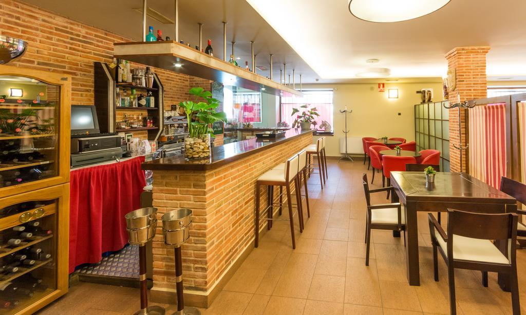 Hotel Villa De Кретас Экстерьер фото