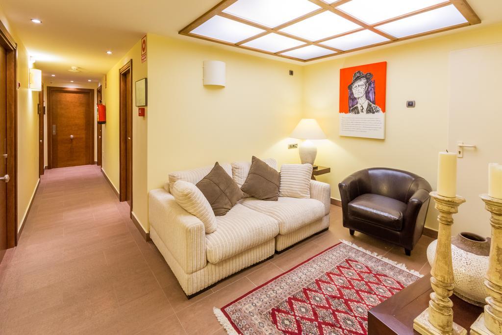 Hotel Villa De Кретас Экстерьер фото